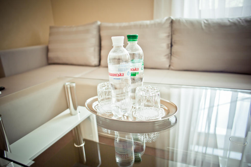 Grand Sport Hotel Brovary Bilik gambar