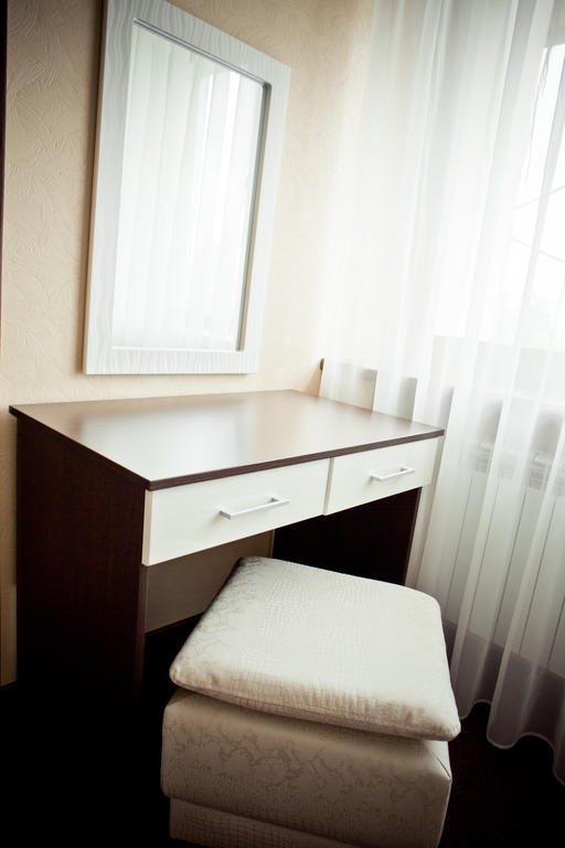 Grand Sport Hotel Brovary Bilik gambar