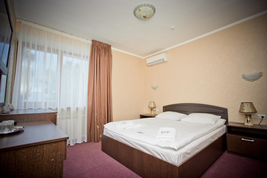 Grand Sport Hotel Brovary Bilik gambar